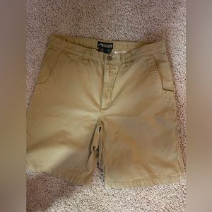 Men’s Mountain Khaki shorts size 36